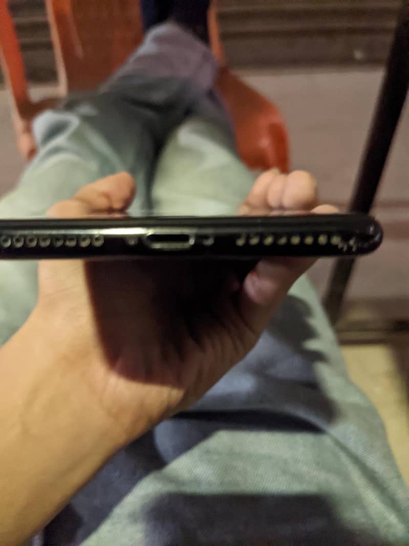Apple iPhone 7 Plus 4