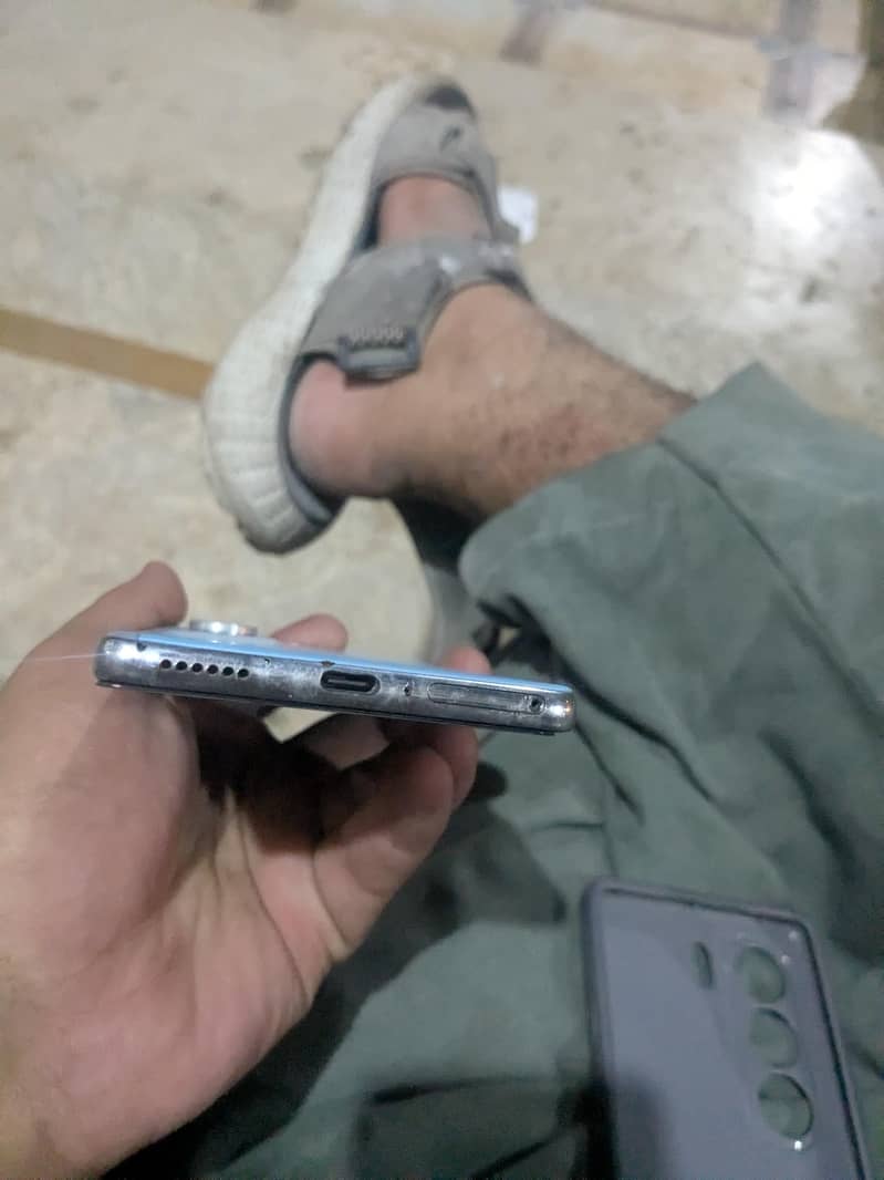 Tecno CAMON 40 2