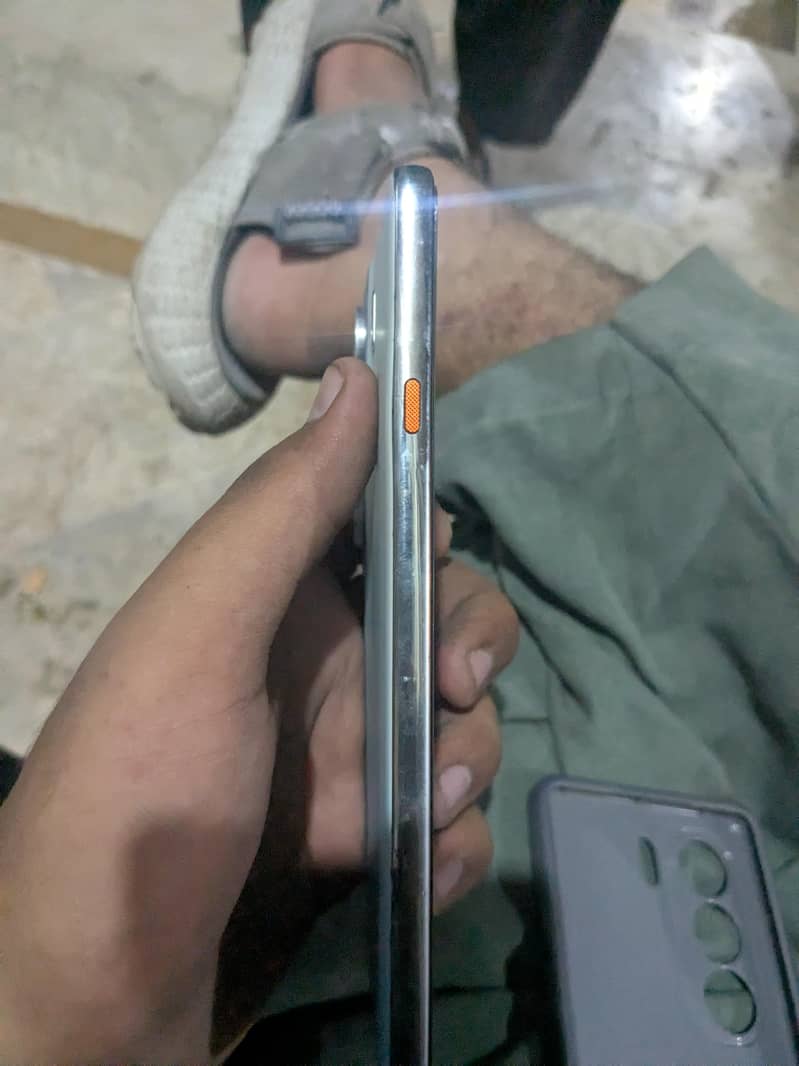 Tecno CAMON 40 5
