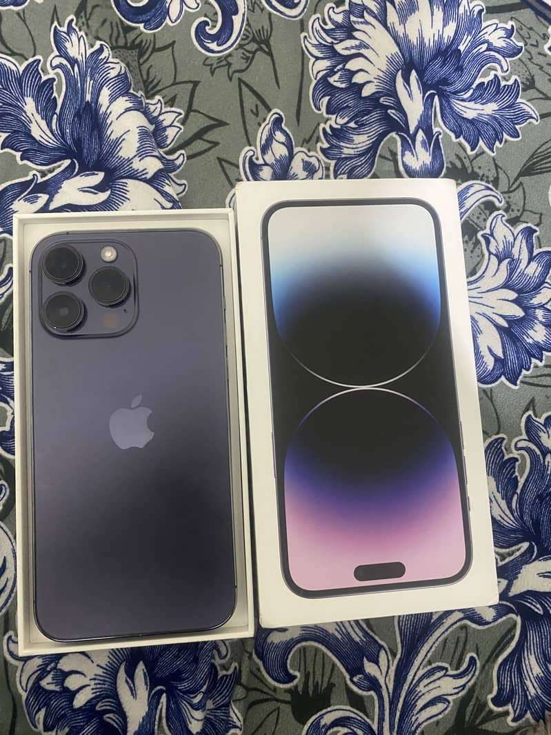Apple iPhone 14 Pro Max 0