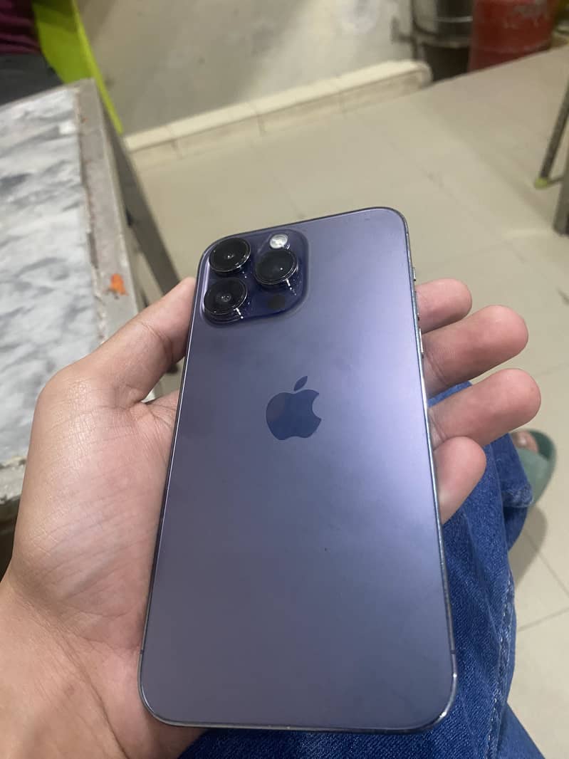 Apple iPhone 14 Pro Max 6