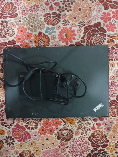 It's Lenovo ThinkPad x260 with 8 GB of RAM and 256 of SSD HardDrive.