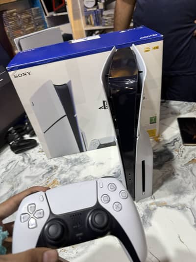 Slightly used PS5 slim disc edition is available for sale