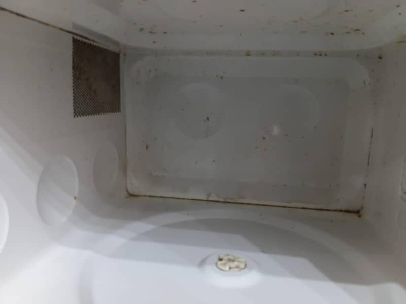 Microwave oven 2
