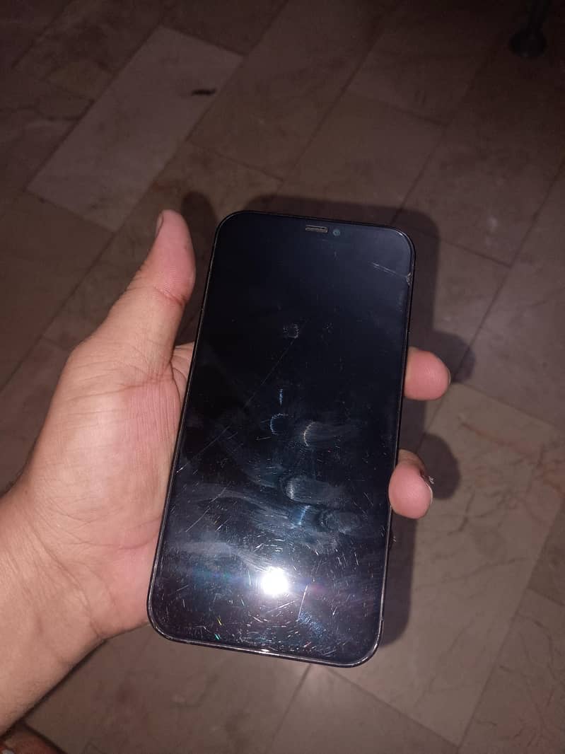 Apple iPhone 12 Pro 4