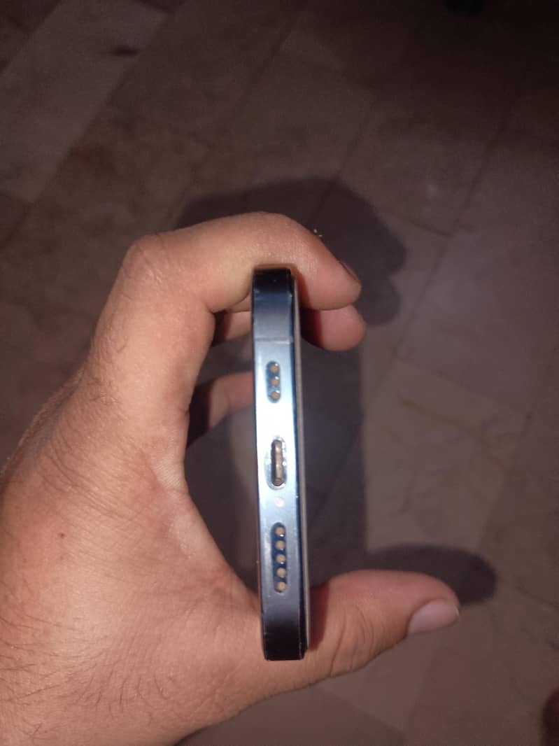 Apple iPhone 12 Pro 6