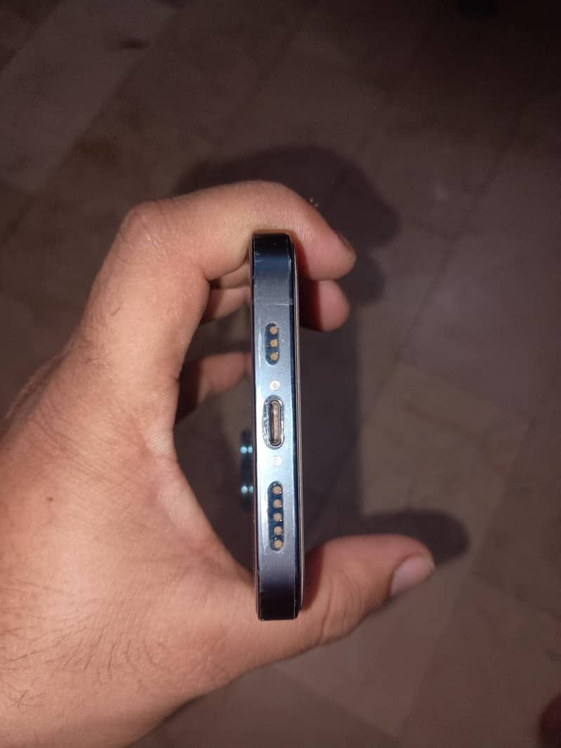 Apple iPhone 12 Pro 7