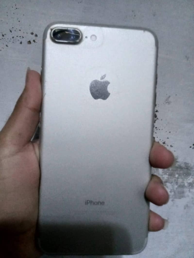 Apple iPhone 7 Plus 0