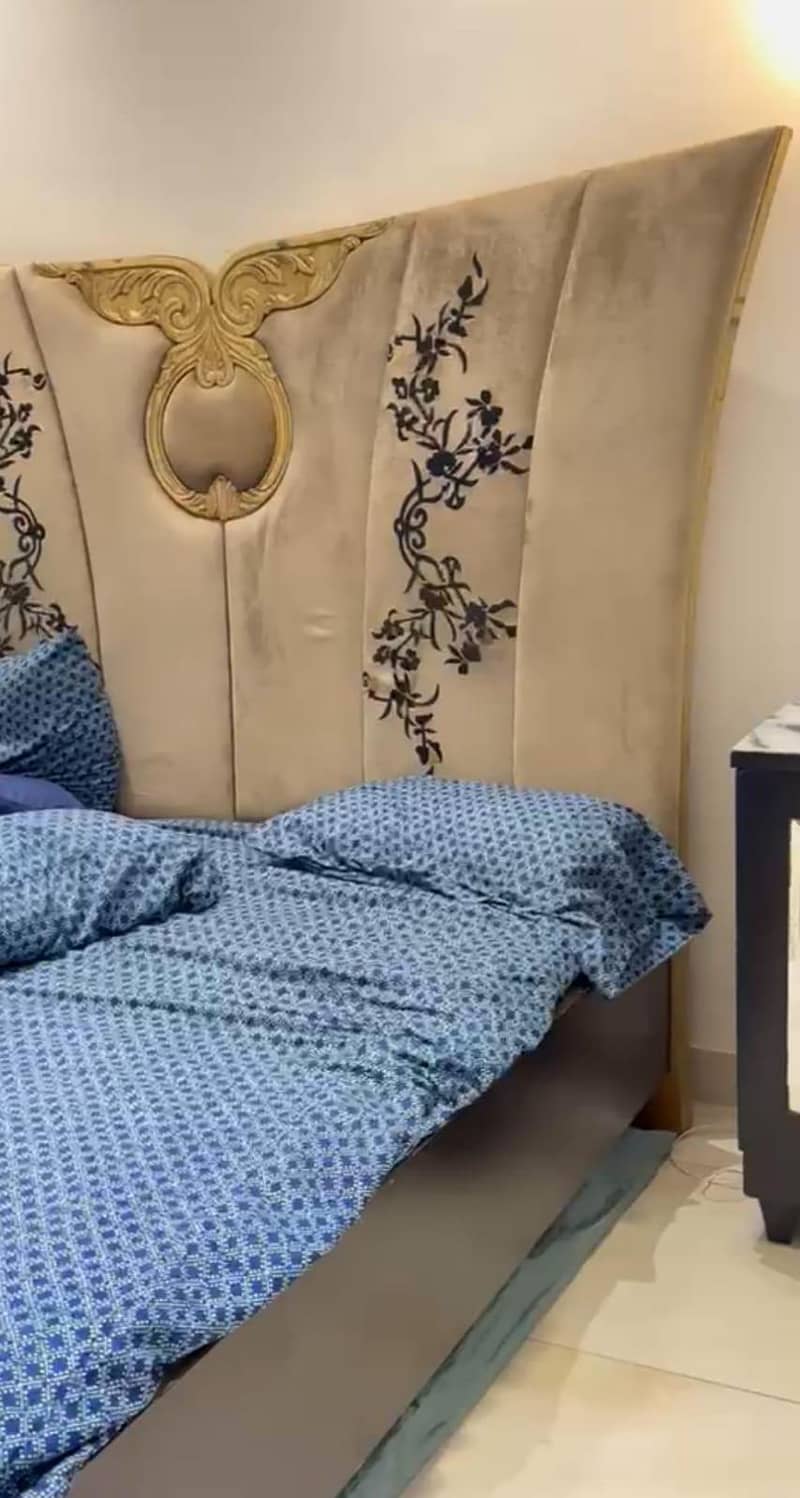 Bed set with mattress 8