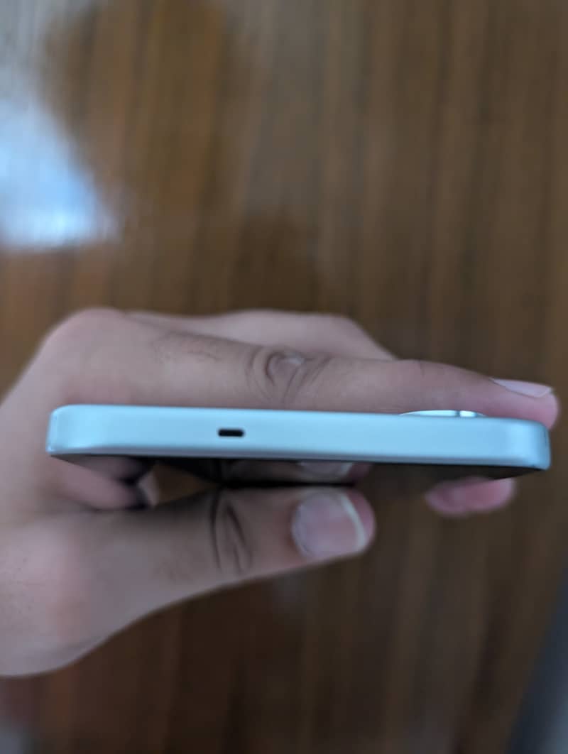 Tecno Spark 40 Pro 4