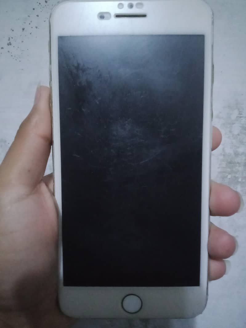 Apple iPhone 7 Plus 4
