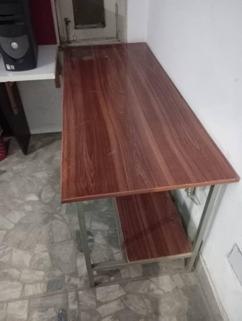 Office Table 0