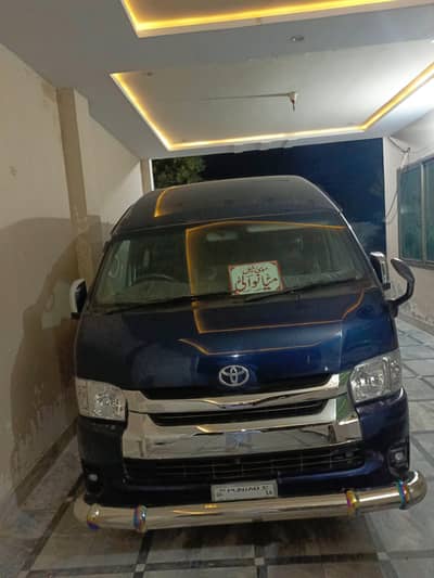 Toyota Hiace 2014