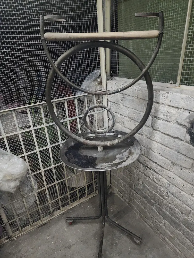 Bird stand — photo 4