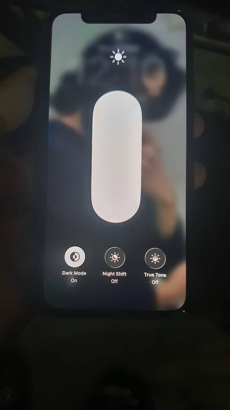 Apple iPhone 11 Pro 4