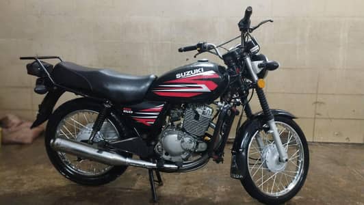 Suzuki gs150cc urgent sale 03152059084