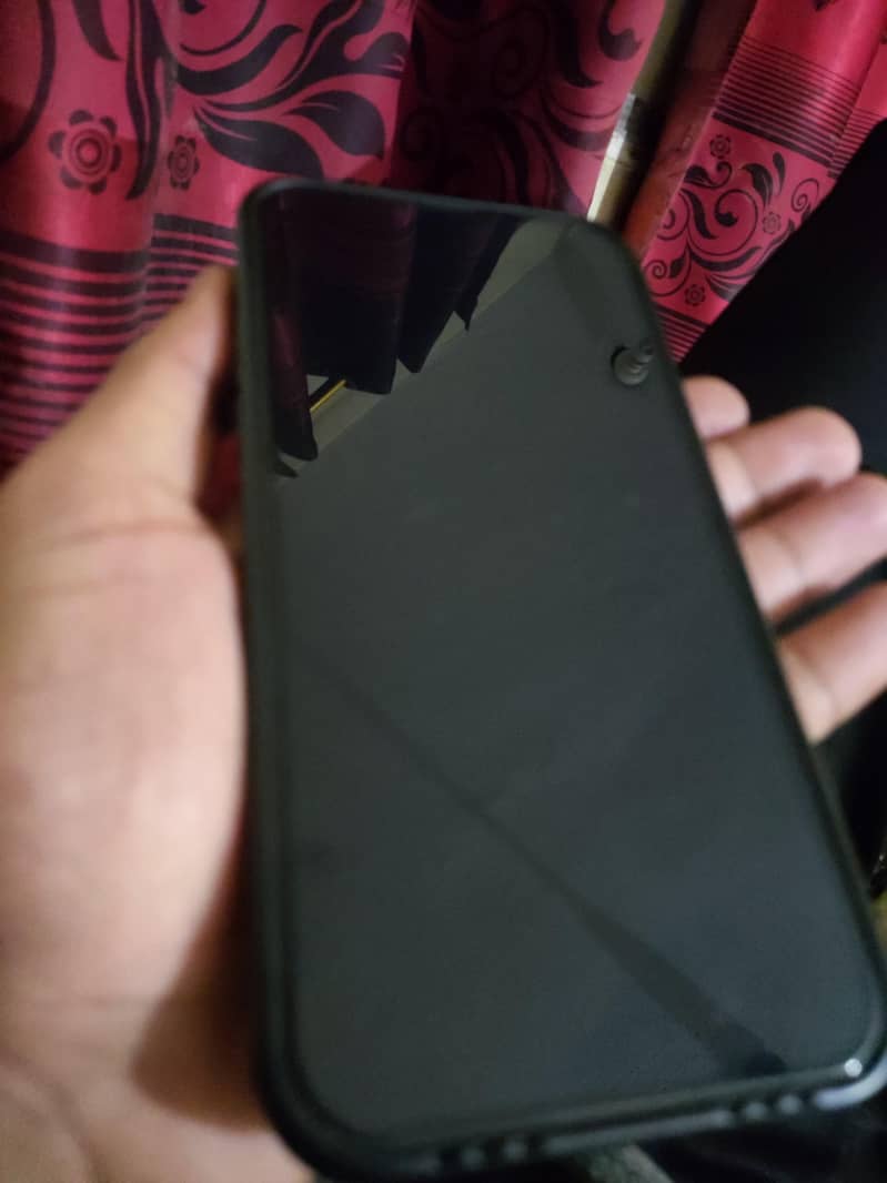 Apple iPhone 13 Pro Max 1