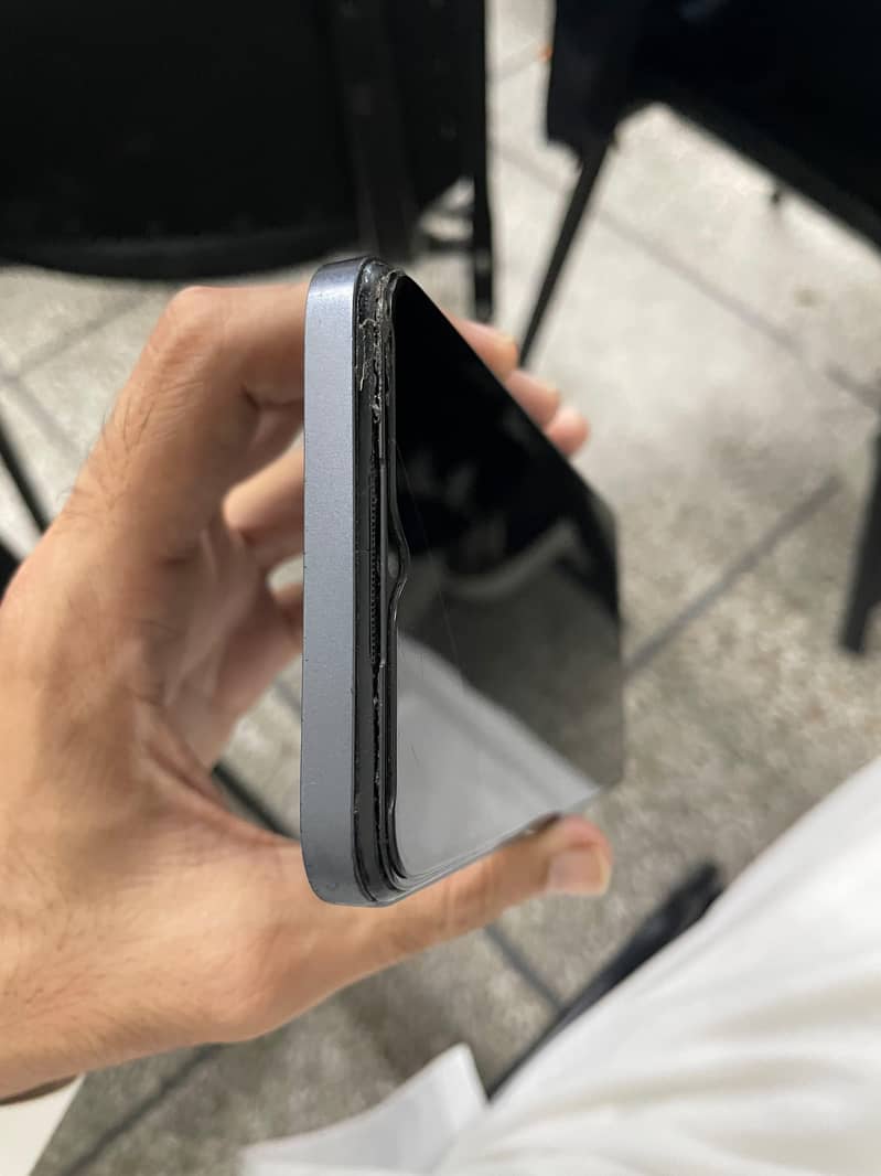 Realme C35 1
