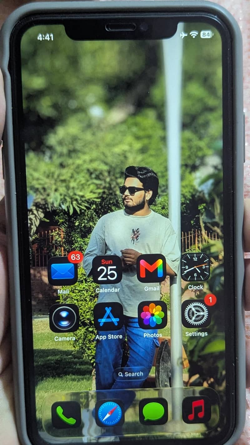 Apple iPhone 11 4