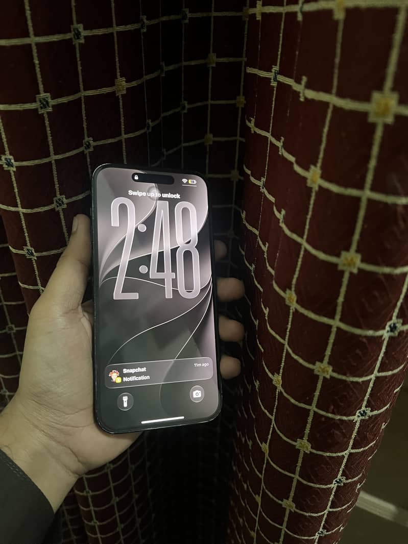 Apple iPhone 14 Pro Max 0