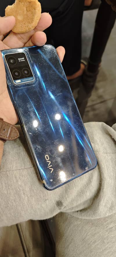 Vivo Y21