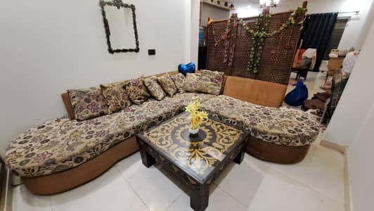 L-Shaped 7 Seater Sofa with Table