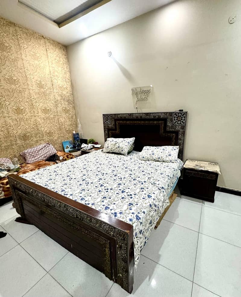King Size Bed Set with Side Table & Dressing table With Mirror 0