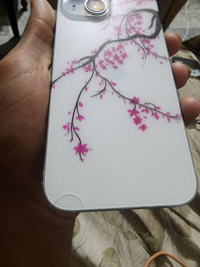 Apple iPhone 15 2
