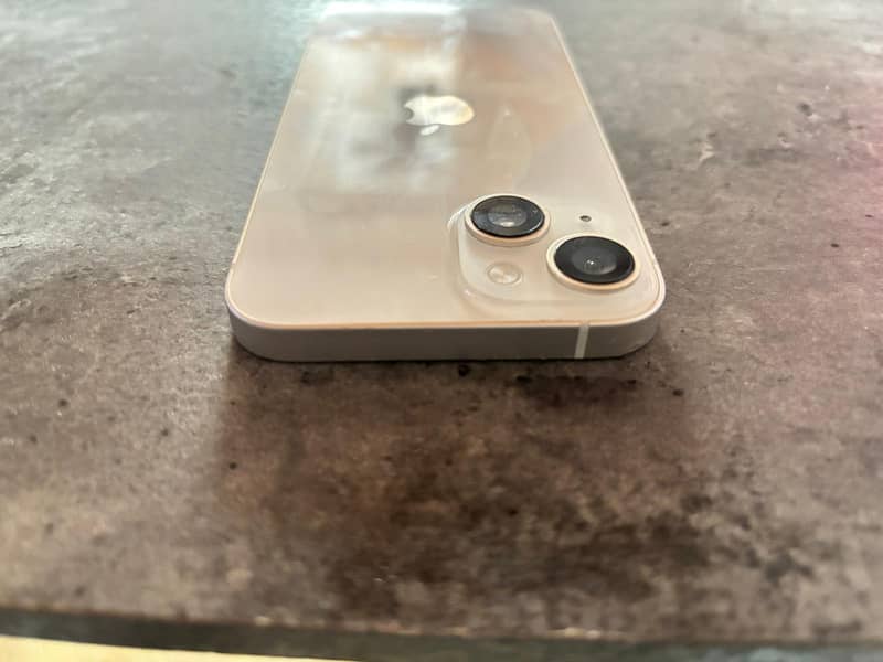 Apple iPhone 14 3