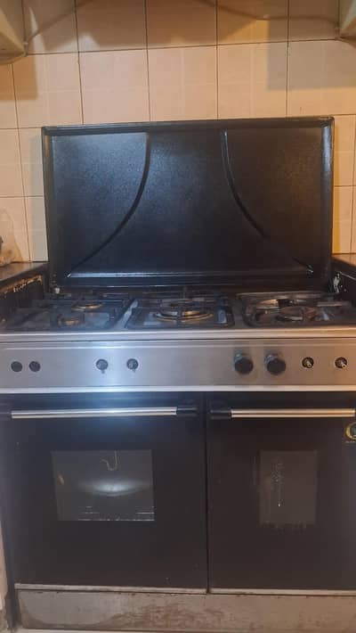 Stove with Oven