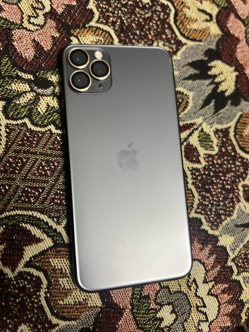Apple iPhone 11 Pro Max 1