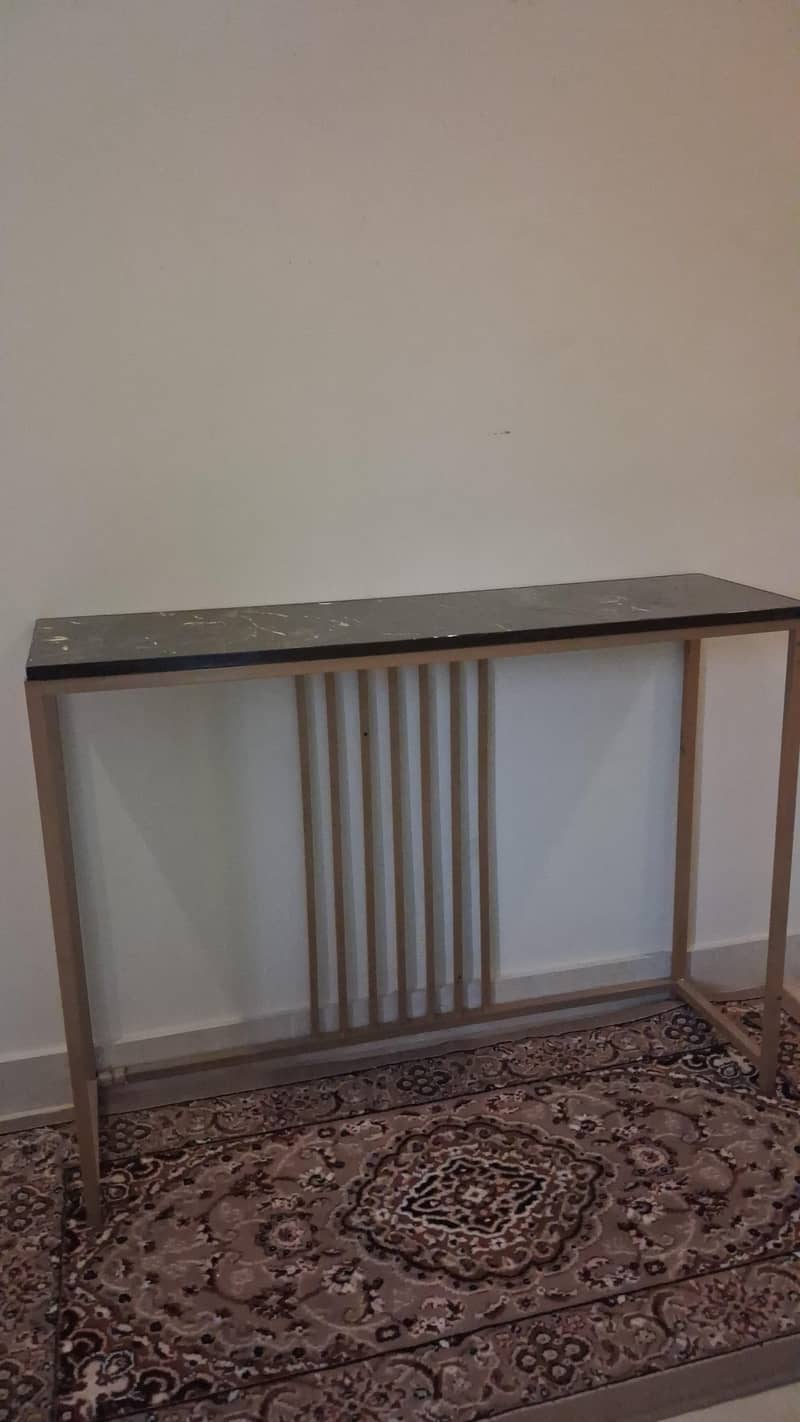 Console 1