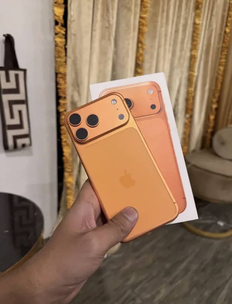 Apple iPhone 17 Pro Max 1