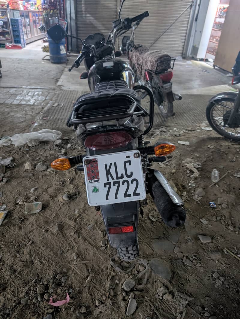 Gr 150 Suzuki 1