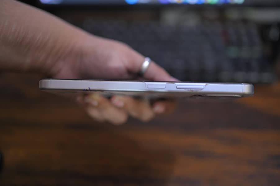 OPPO A6s 1
