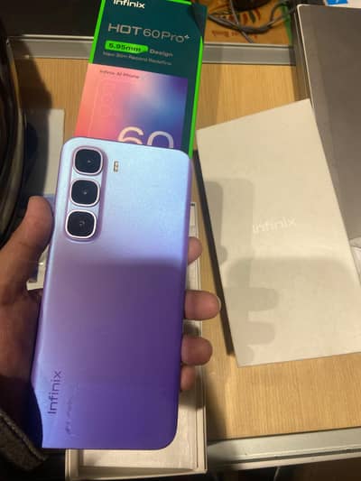 Infinix hot 60pro+ 8/256gb complete box