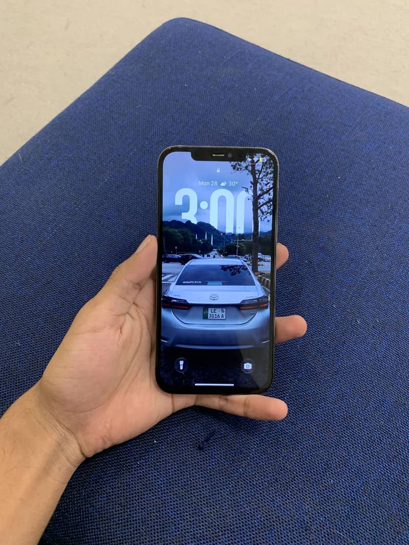 Apple iPhone 12 Pro Max 1