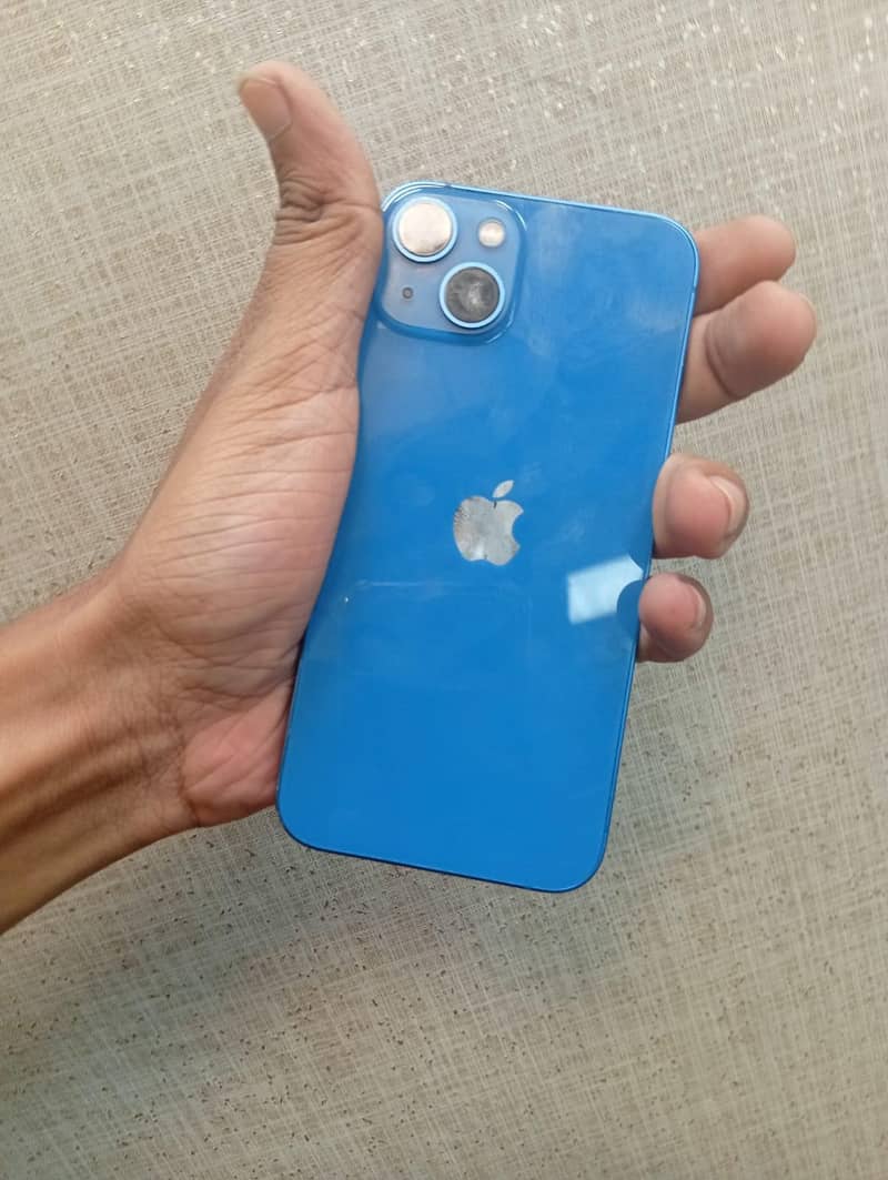 Apple iPhone 13 3