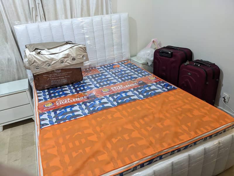 Bed Set including Dressing, queen bed, Almari 1