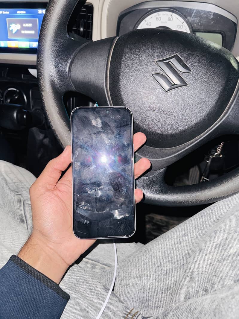 Apple iPhone 17 Pro Max 3