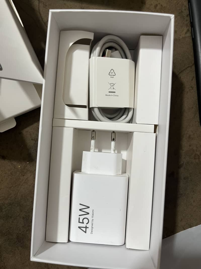 Xiaomi Redmi Note 14 Pro 1