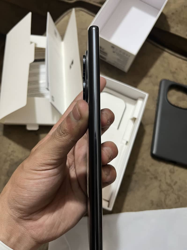 Xiaomi Redmi Note 14 Pro 5