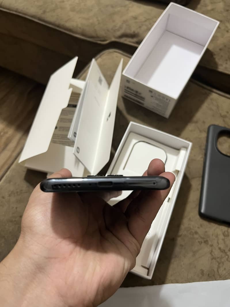 Xiaomi Redmi Note 14 Pro 7