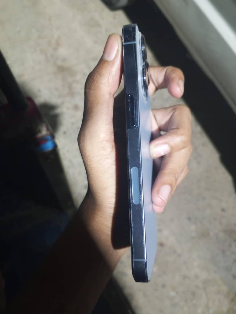 iPhone 13 Pro 5