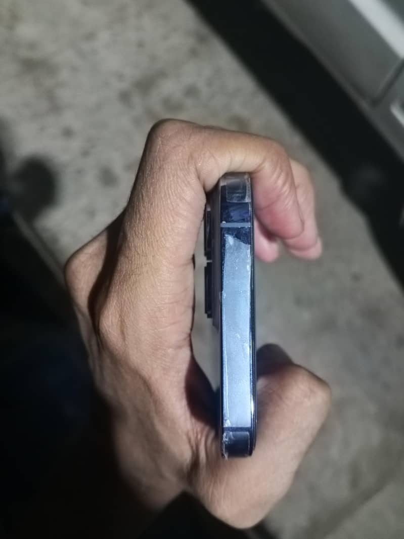 iPhone 13 Pro 6