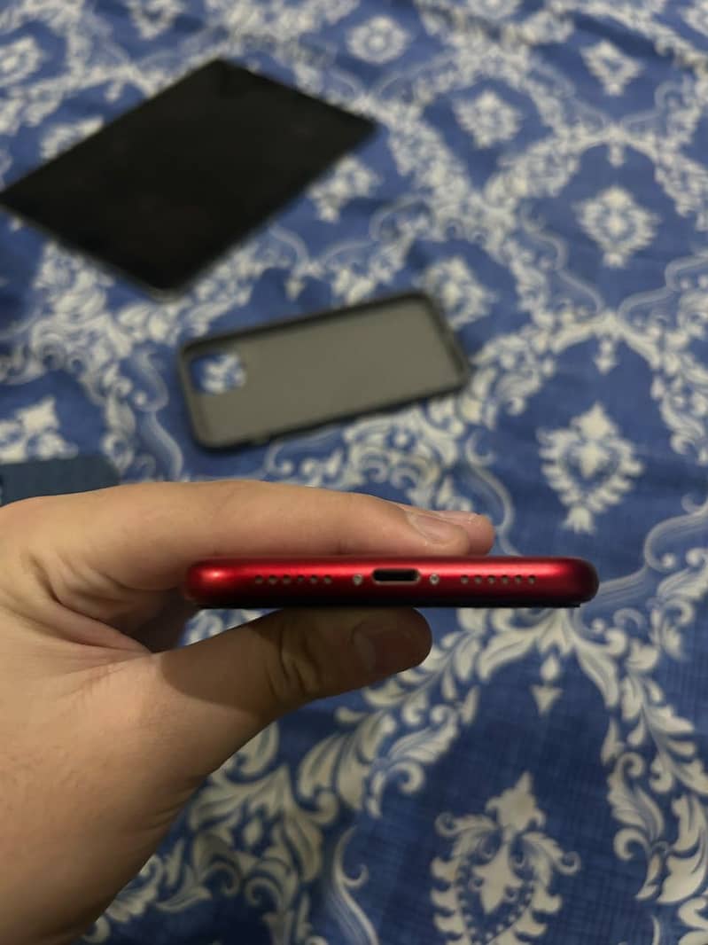 Apple iPhone XR 3