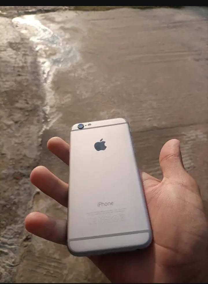 Apple iPhone 6 0