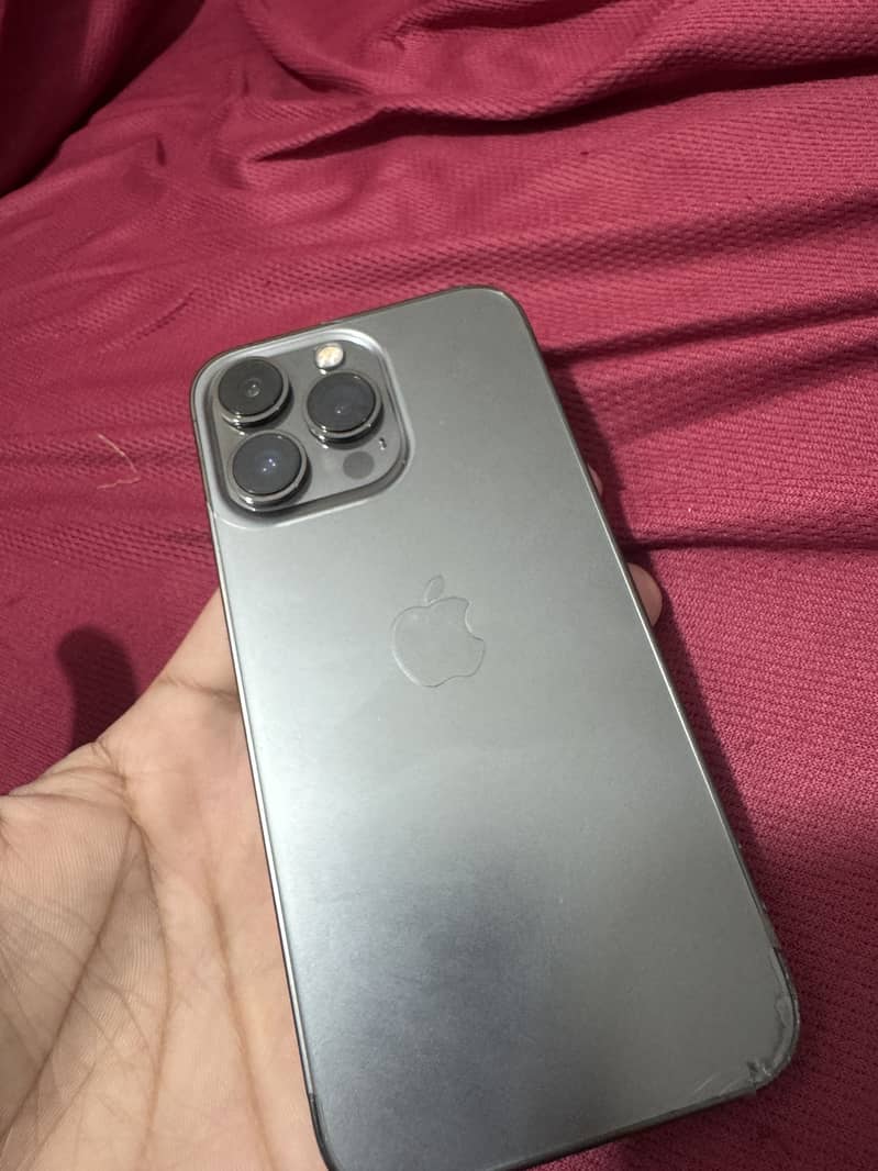 Apple iPhone 13 Pro 0