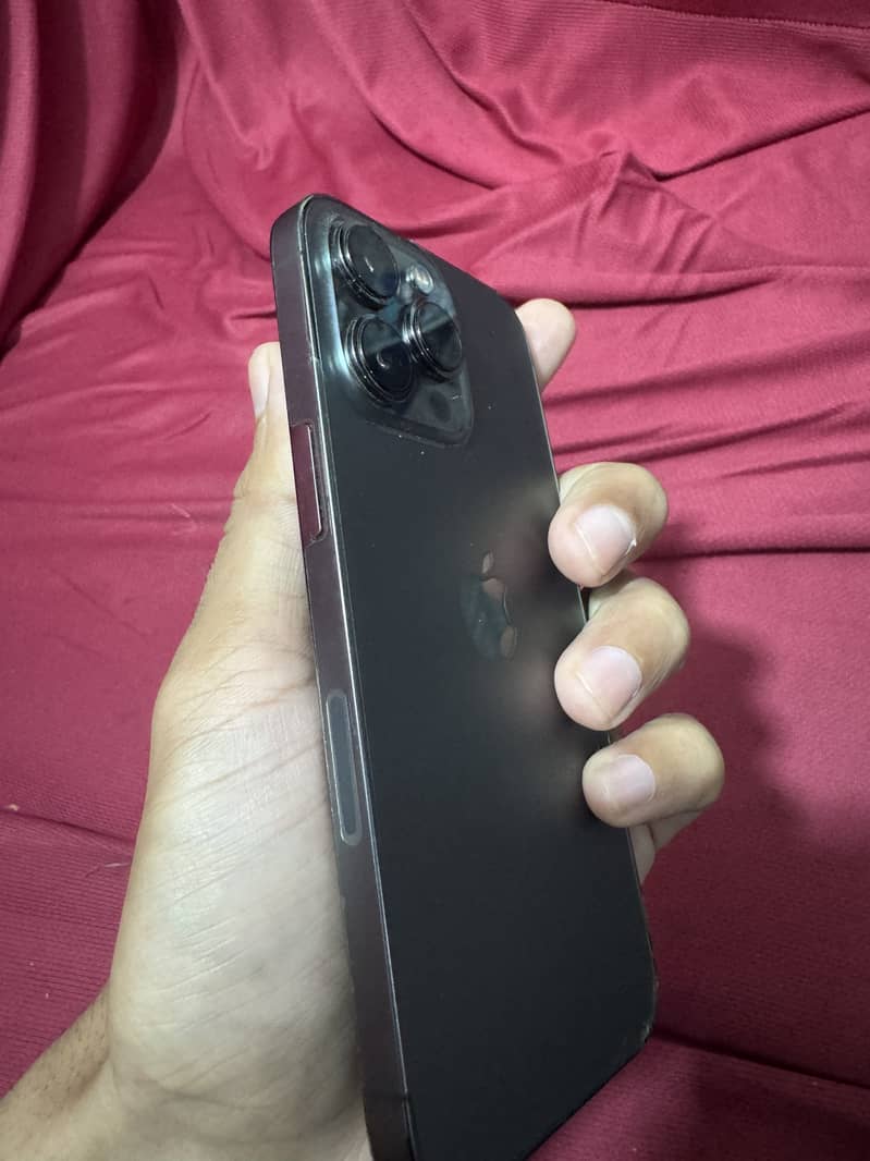 Apple iPhone 13 Pro 2
