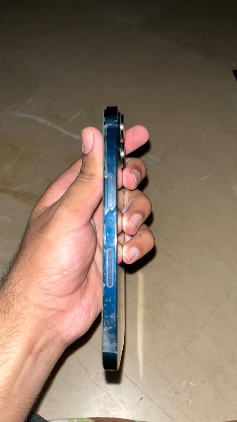 Apple iPhone 13 jv 5